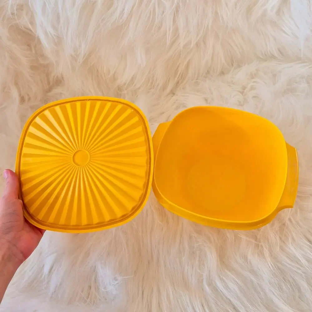 Vintage 1970s Tupperware Servalier Nesting Bowl Set 836 838 840